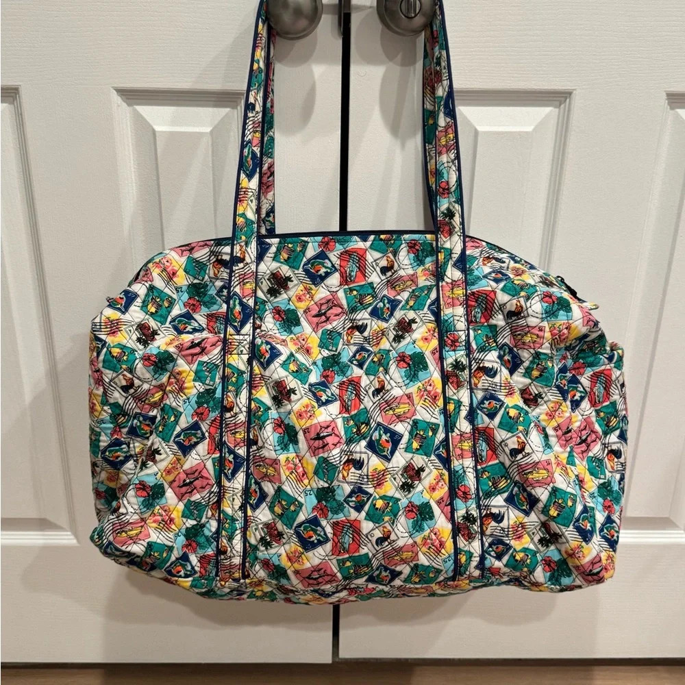 Vera Bradley Colorful Patterned Women's Bag - Picture 3 of 5